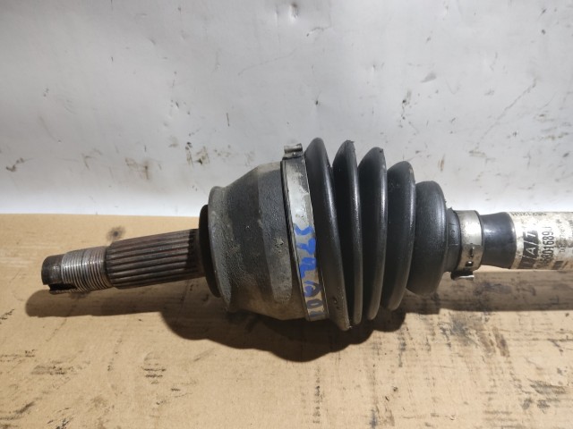 Fiat Strada 1999-2005 1,9 8v Diesel jobb első féltengely 46801689