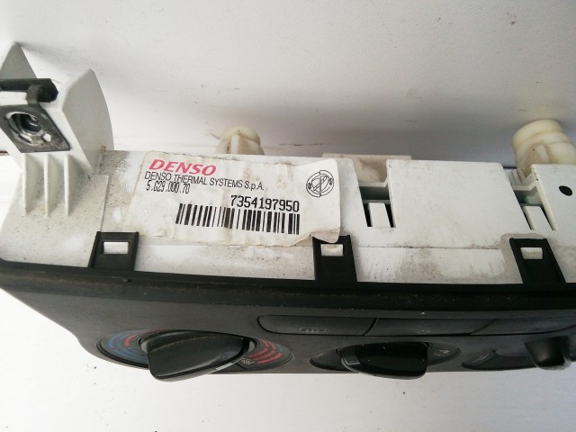 Fiat Grande Punto  2005-2008 Fűtés kapcsoló 735419795