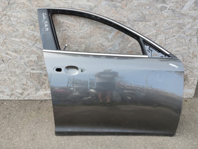179531 Alfa Romeo Giulietta 2010-2020 Jobb első ajtó, a képen látható sérüléssel