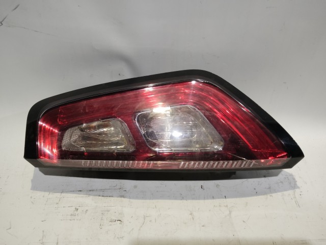 182909 Fiat Punto Evo jobb hátsó lámpa, szögletes csatlakozós 51849739