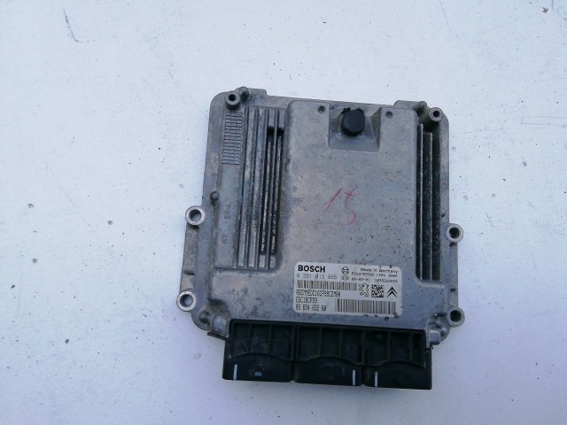 Peugeot 4007 2007-2012 2,2 16v Diesel Motorvezérlő 9665465280 , 0281013666