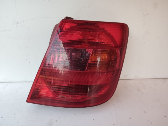 187632 Fiat Stilo 2003-2007 5 ajtós, jobb hátsó lámpa 51735221 Izzó foglalat nélkül!!!!