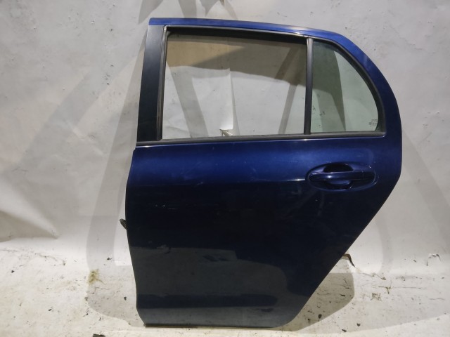 183766 Toyota Yaris II. 2006-2011 kék színű 5 ajtós bal hátsó ajtó