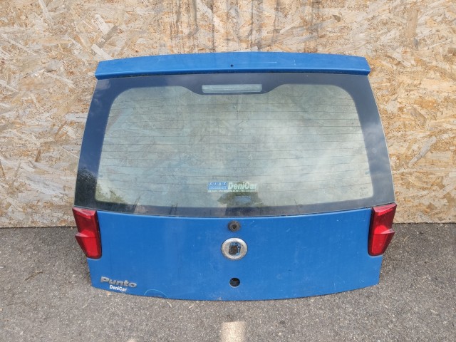 168706 Fiat Punto III. 2003-2010 3 ajtós csomagtérajtó a képen látható sérüléssel